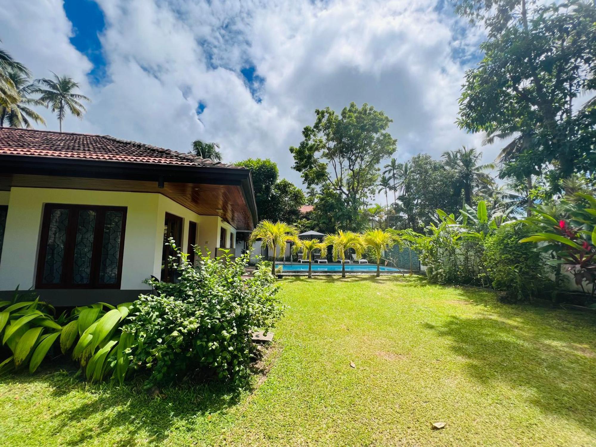 Jaya Villa Hikkaduwa Extérieur photo